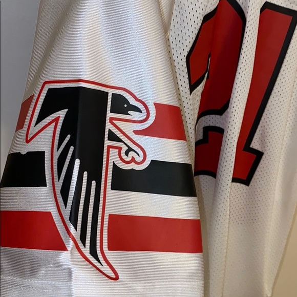 Atlanta Falcons Jersey - Picture 4 of 6